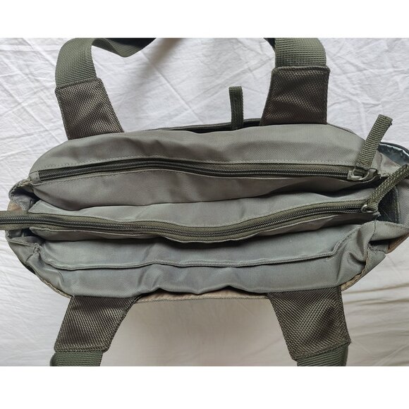 Skip Hop diaper tote. - Picture 8 of 8